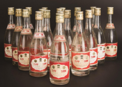 哪些普通的酒适合收藏，要了解品牌市场影响力
