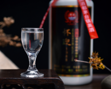 普通白酒回收哪里回收值得探讨