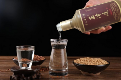 纯粮食酒的标准代号 鉴别纯粮酒方法都有什么