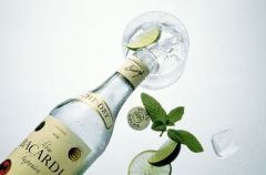 白酒香型怎么区分 关于白酒香型的分类 简单的来认识白酒类型