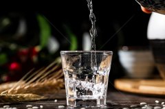 怎样从商标识别纯粮白酒，教你快速辨别纯粮食酒