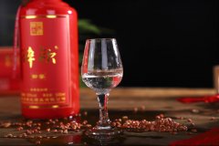远明酱酒封坛15号价格，开启精品酒文化