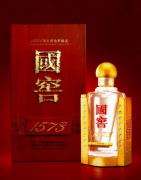 贵州省茅台镇国宝酒厂崛起与发展，白酒文化的象征