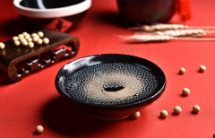 品鉴宋河良夜浓香型白酒，揭秘独特韵味