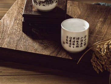 品牌酱酒多少钱一瓶，为什么品牌白酒比较贵