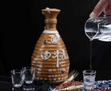 20元一瓶酱香型白酒是真的吗，千万别上当了