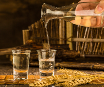 代理白酒怎么样 代理白酒的前景和风险