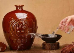 怎样鉴别纯粮食酒和勾兑酒呢 简单有效的鉴别方法
