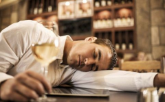 老公喝酒不听劝怎么办怎么治他，试试这个方法