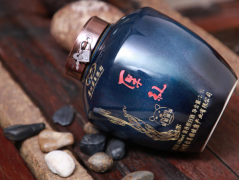 粮食酒与纯粮酒的区别，究竟哪个更好