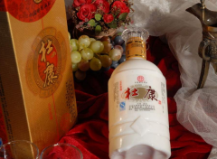 我在乡镇上代理一品牌白酒 如何做好白酒品牌代理