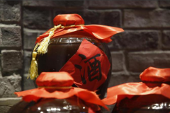 收藏酒有什么好处，酒收藏价值查询方法