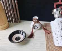 赖芳酒53度酱香型价钱 实惠的酱酒选择