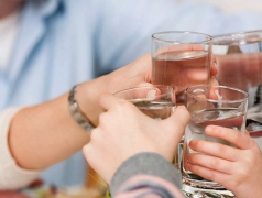 为什么酱香型白酒喝完流鼻血，如何预防流鼻血