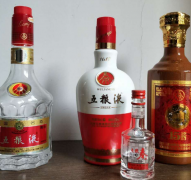 国庆办喜事怎么选白酒？选这4款，不会出错！好喝实惠还有牌面