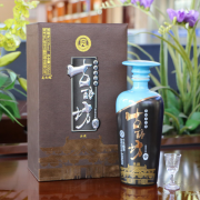 白酒历史是文化亦是底蕴，久负盛名的西凤酒为何&amp;ldquo;红袍加身&amp