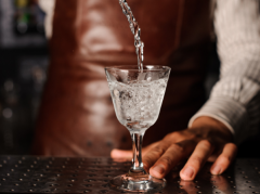 冬天喝什么药酒才能养生？小编为介绍这5款养生酒