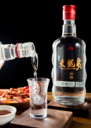 1.高度浓香酒（浓香型高度酒适合存放多久）